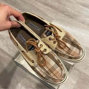 Sperry boat shoes